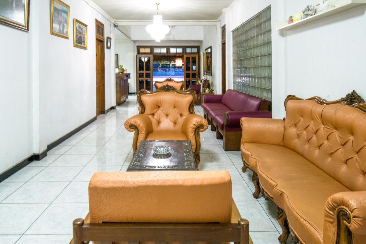 Sekar Ayu Hotel Malioboro Mitra Reddoorz Yogyakarta Eksteriør bilde